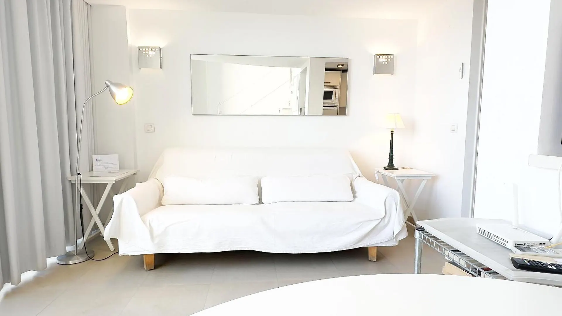 公寓 Skol 302 Super One-Bedroom Duplex With Sea Views 马尔韦利亚 西班牙